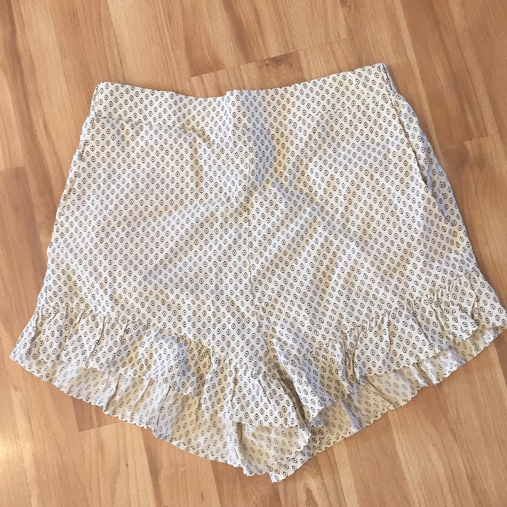 H&M’s high waisted shorts